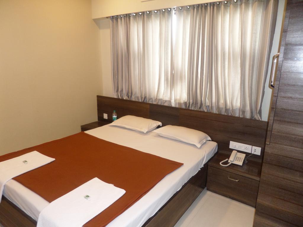 Sai Heera Residency Hotel Shirdi Bilik gambar