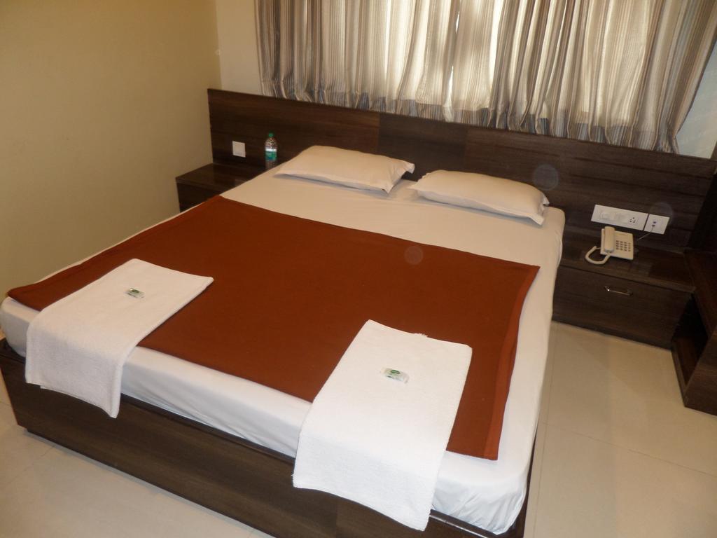 Sai Heera Residency Hotel Shirdi Bilik gambar